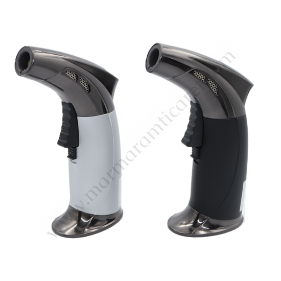 Ayaklı Pürmüz Gümüş, Siyah renk